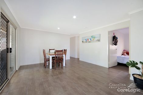 Property photo of 2/17 Rifle Range Road Innes Park QLD 4670