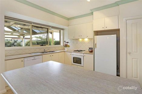 Property photo of 24 Magpie Close Lara VIC 3212