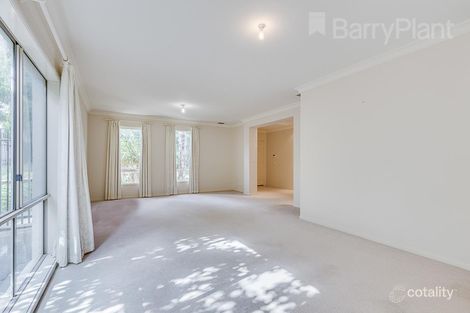 Property photo of 105 Yellow Gum Boulevard Sunbury VIC 3429