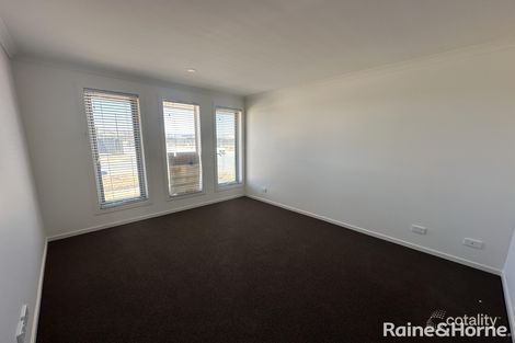 Property photo of 1 Cornwall Street Munno Para Downs SA 5115