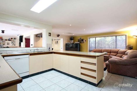 Property photo of 13 Kirrum Close Wantirna South VIC 3152