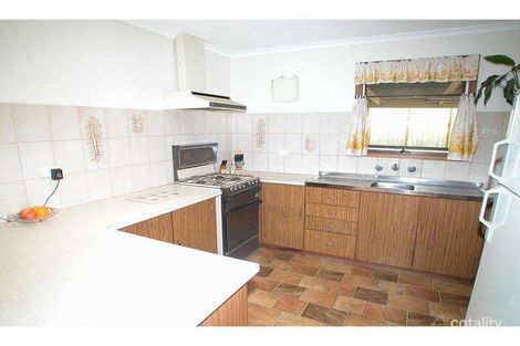 Property photo of 2 Yutika Court Surrey Downs SA 5126
