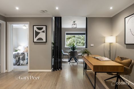 Property photo of 8/15 Waiora Road Caulfield North VIC 3161