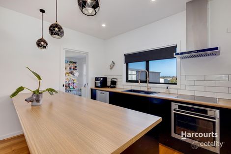 Property photo of 18 Pine Avenue Upper Burnie TAS 7320