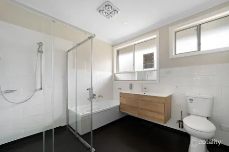 Property photo of 33 Nursery Avenue Frankston VIC 3199