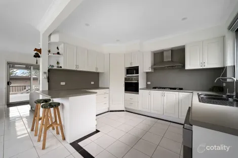 Property photo of 33 Nursery Avenue Frankston VIC 3199