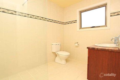 Property photo of 10 Cypress Way Maribyrnong VIC 3032