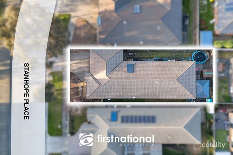 Property photo of 5 Stanhope Place Pakenham VIC 3810