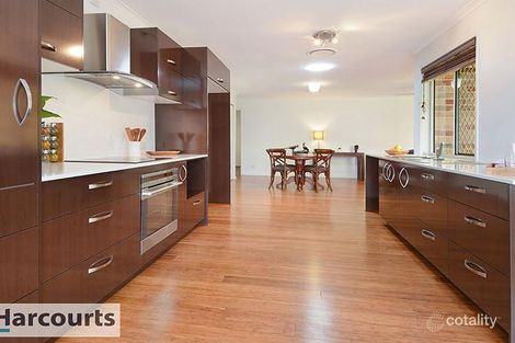 12 Brian Morrison Dr, Albany Creek, QLD 4035