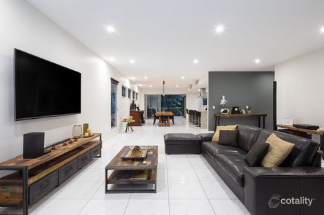 Property photo of 93 Harts Road Indooroopilly QLD 4068