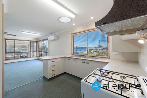 Property photo of 12 Waterside Avenue Sunshine NSW 2264