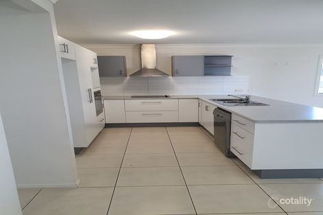 Property photo of 8 Tahlia Circuit Mount Louisa QLD 4814