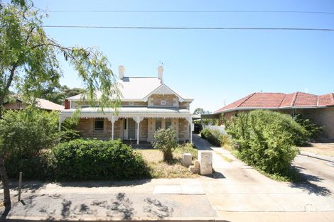 Property photo of 15 Chatham Road Keswick SA 5035