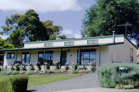 Property photo of 2 Watt Street Gisborne VIC 3437