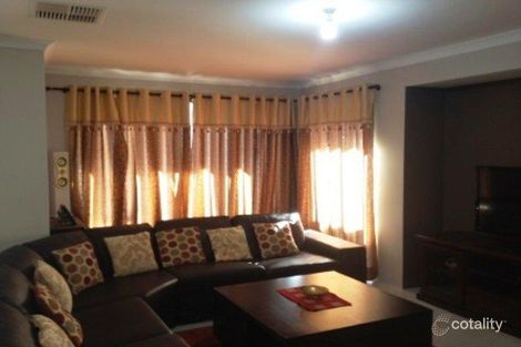 Property photo of 33 Ayer Road Queens Park WA 6107