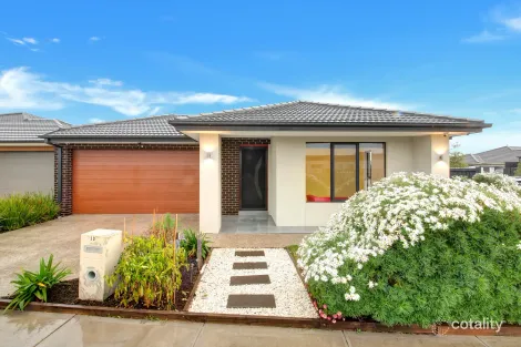 Property photo of 30 Grima Crescent Wyndham Vale VIC 3024