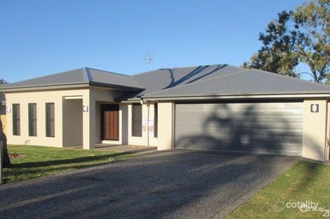 164 Pulgul St, Urangan, QLD 4655