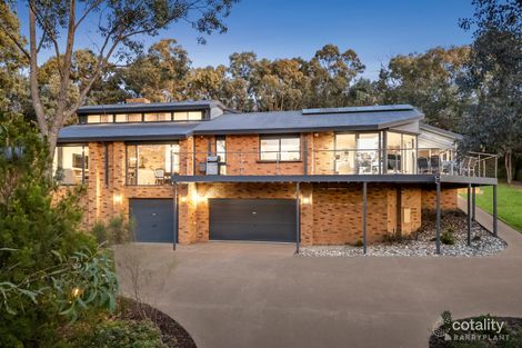11 Amersham Dr, Warrandyte, VIC 3113