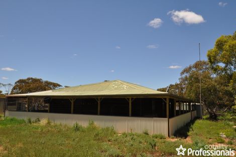 Property photo of 324 May Road North Bower SA 5374