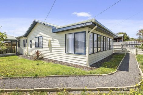 Property photo of 19 Murray Street Apollo Bay VIC 3233