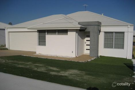 617b Rockingham Rd, Lake Coogee, WA 6166