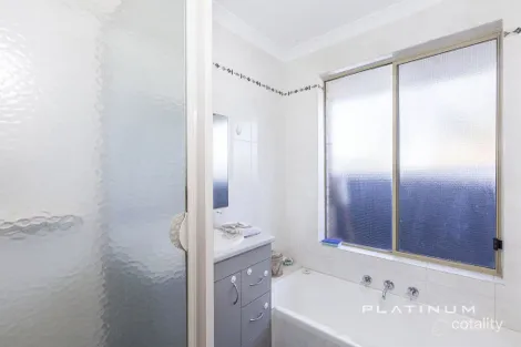 Property photo of 26 Pacific Way Beldon WA 6027