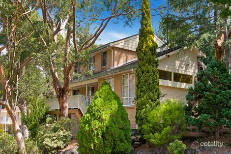 Property photo of 11 Bluegum Crescent Picnic Point NSW 2213