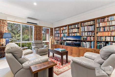 Property photo of 5 Vincent Place Kensington VIC 3031