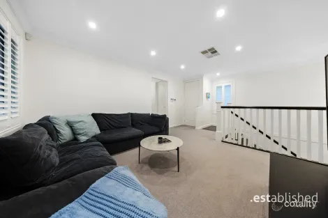 Property photo of 5 Abbots Avenue Williams Landing VIC 3027