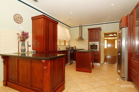 Property photo of 5 Braddon Court Hillside VIC 3037