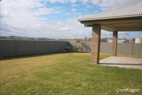 Property photo of 19 Niven Parade Rutherford NSW 2320