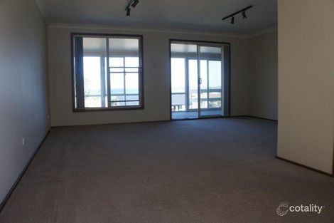 Property photo of 43 Oxley Avenue Kiama Downs NSW 2533
