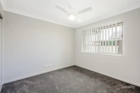 Property photo of 102 Steiner Crescent Baringa QLD 4551