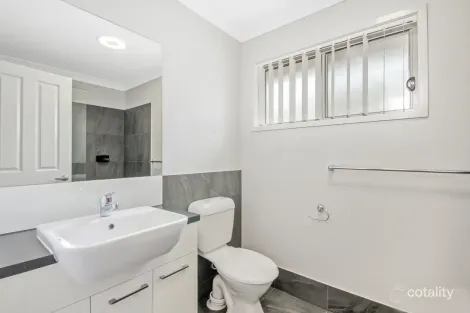 Property photo of 102 Steiner Crescent Baringa QLD 4551
