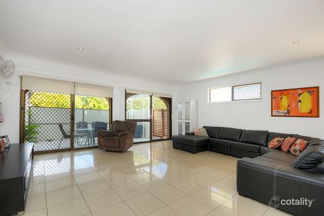 Property photo of 24 Vatakoula Parade Mermaid Waters QLD 4218