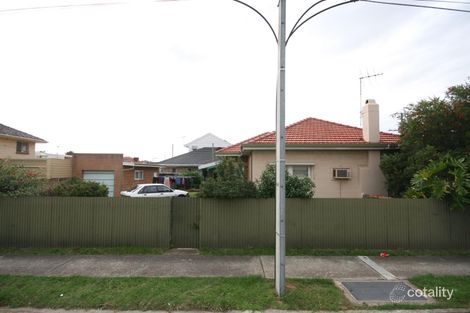 23 Hanson Rd, Woodville North, SA 5012