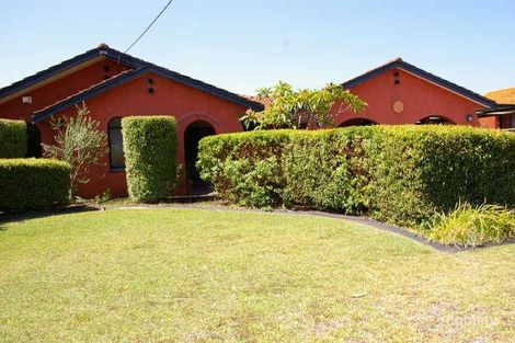 14 Godstone St, Morley, WA 6062