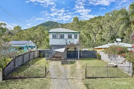 4 Sandpiper St, East Trinity, QLD 4871