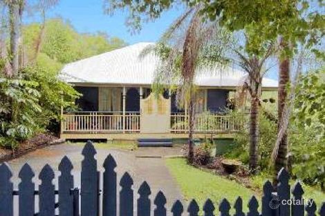 30 Hall Ave, Norman Park, QLD 4170