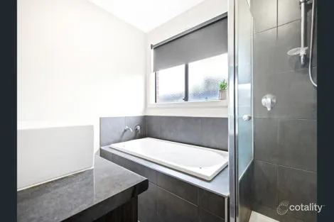 Property photo of 4 Dundas Road Wyndham Vale VIC 3024