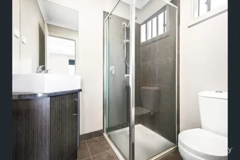 Property photo of 4 Dundas Road Wyndham Vale VIC 3024