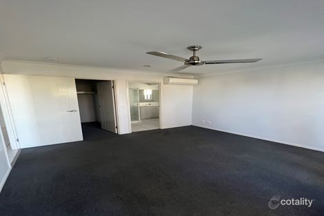 49 Scarborough Cct, Blacks Beach, QLD 4740