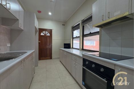 30 Kenyon St, Fairfield, NSW 2165