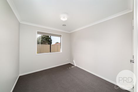 Property photo of 38 Tobruk Street Ashmont NSW 2650