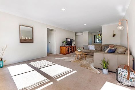 Property photo of 2/5 Maiala Close Paradise Point QLD 4216