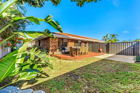 Property photo of 2/5 Maiala Close Paradise Point QLD 4216