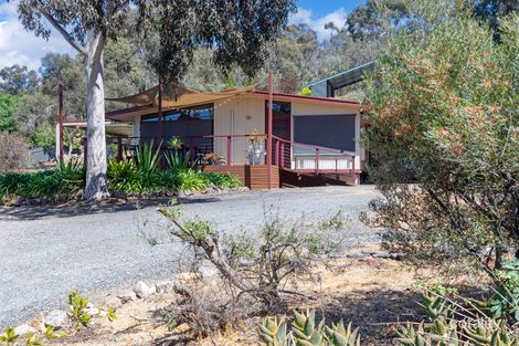Property photo of 31 West Terrace Clare SA 5453