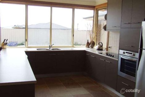 Property photo of 10 Willow Road Angle Vale SA 5117