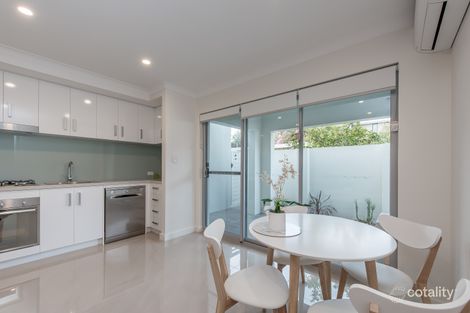 Property photo of 4/18 Nautilus Crescent Scarborough WA 6019