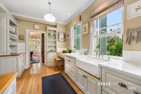 Property photo of 2A/217 Wickham Terrace Spring Hill QLD 4000